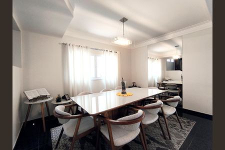 Casa de condomínio à venda com 249m², 3 quartos e 4 vagasSala de Jantar