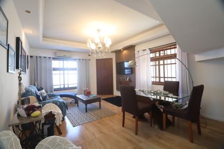 Sala de casa à venda com 3 quartos, 170m² em Mato Grande, Canoas