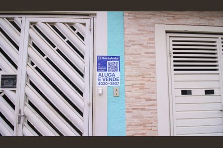 Casa à venda com 80m², 4 quartos e 2 vagas Casa à venda com 80m², 4 quartos e 2 vagasPlaca