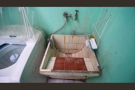 Casa à venda com 80m², 4 quartos e 2 vagas Casa à venda com 80m², 4 quartos e 2 vagasÁrea de Serviço