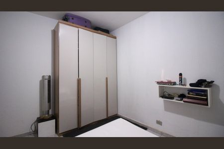 Casa à venda com 80m², 4 quartos e 2 vagas Casa à venda com 80m², 4 quartos e 2 vagasQuarto 3