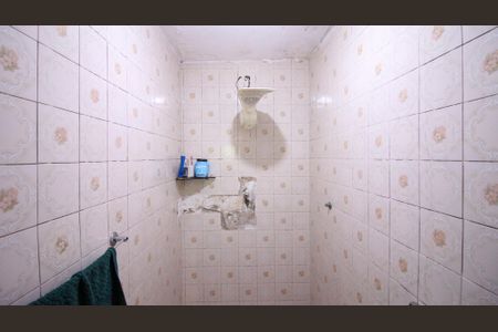 Casa à venda com 80m², 4 quartos e 2 vagas Casa à venda com 80m², 4 quartos e 2 vagasBanheiro 2