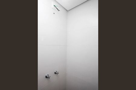 Banheiro da Suíte 2 de apartamento para alugar com 2 quartos, 65m² em Jardim Botânico, Porto Alegre