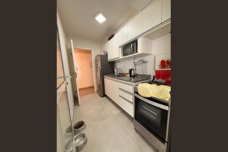 Apartamento à venda com 68m², 2 quartos e 2 vagasFoto 01