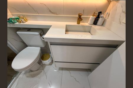 Apartamento à venda com 68m², 2 quartos e 2 vagasFoto 01