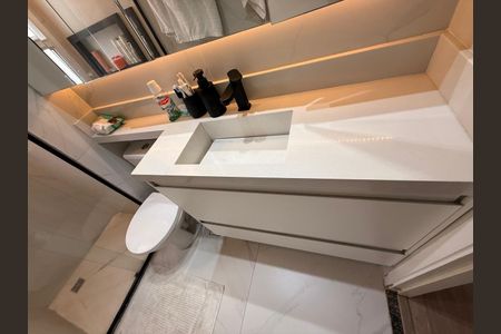 Apartamento à venda com 68m², 2 quartos e 2 vagasFoto 01