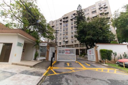 Apartamento à venda com 84m², 2 quartos e 1 vaga Apartamento à venda com 84m², 2 quartos e 1 vagaFachada