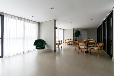 Apartamento para alugar com 29m², 1 quarto e 1 vagaÁrea comum - Salão de festas