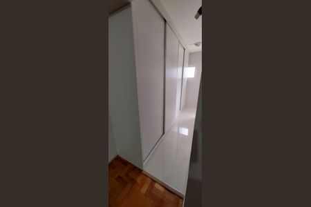 Apartamento à venda com 160m², 2 quartos e 2 vagas Apartamento à venda com 160m², 2 quartos e 2 vagasCorredor