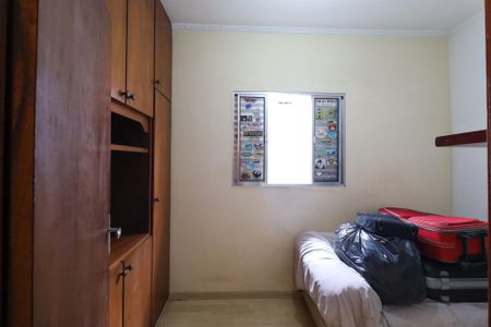 Casa à venda com 200m², 3 quartos e 4 vagas Casa à venda com 200m², 3 quartos e 4 vagasQuarto 1