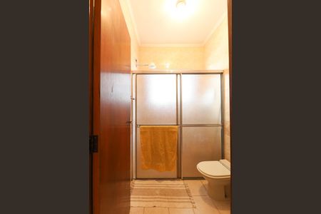 Casa à venda com 200m², 3 quartos e 4 vagas Casa à venda com 200m², 3 quartos e 4 vagasQuarto 2