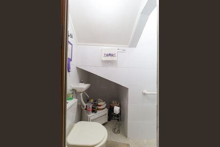 Casa à venda com 200m², 3 quartos e 4 vagas Casa à venda com 200m², 3 quartos e 4 vagasÁrea de Serviço