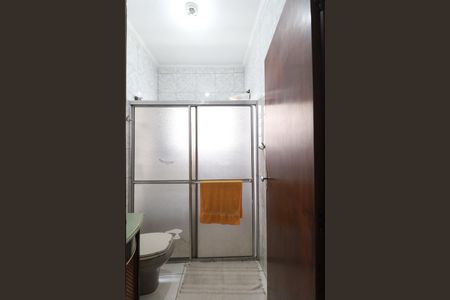 Casa à venda com 200m², 3 quartos e 4 vagas Casa à venda com 200m², 3 quartos e 4 vagasBanheiro da Suíte