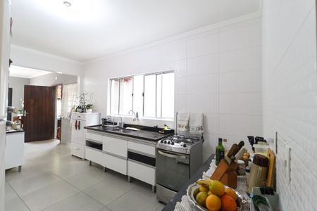 Casa à venda com 200m², 3 quartos e 4 vagas Casa à venda com 200m², 3 quartos e 4 vagasCozinha