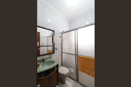 Casa à venda com 200m², 3 quartos e 4 vagas Casa à venda com 200m², 3 quartos e 4 vagasBanheiro da Suíte