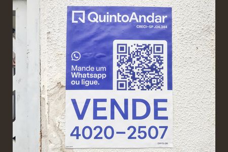 Casa à venda com 200m², 3 quartos e 4 vagas Casa à venda com 200m², 3 quartos e 4 vagasPlaca