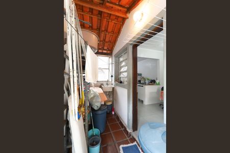 Casa à venda com 200m², 3 quartos e 4 vagas Casa à venda com 200m², 3 quartos e 4 vagasÁrea de Serviço