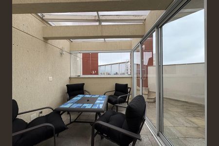 Apartamento para alugar com 130m², 1 quarto e 2 vagasCobertura