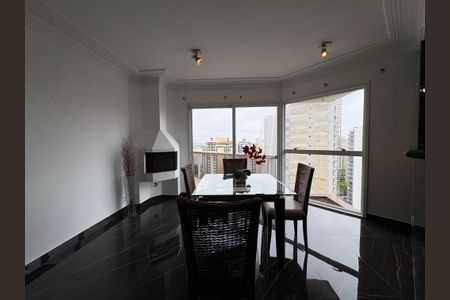 Apartamento para alugar com 130m², 1 quarto e 2 vagasSala