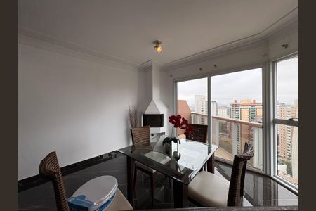 Apartamento para alugar com 130m², 1 quarto e 2 vagasSala