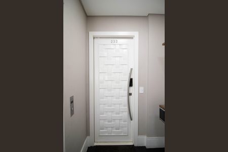 Apartamento à venda com 114m², 4 quartos e 2 vagas Apartamento à venda com 114m², 4 quartos e 2 vagasHall de entrada