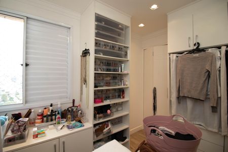 Apartamento à venda com 114m², 4 quartos e 2 vagas Apartamento à venda com 114m², 4 quartos e 2 vagasCloset