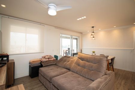 Apartamento à venda com 114m², 4 quartos e 2 vagas Apartamento à venda com 114m², 4 quartos e 2 vagasSala