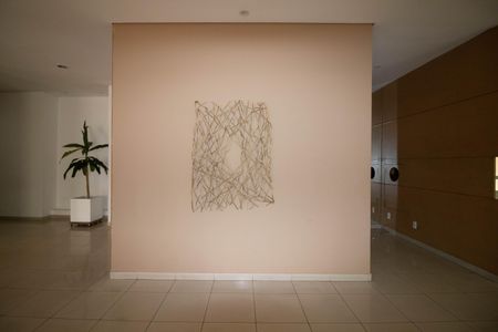 Apartamento à venda com 114m², 4 quartos e 2 vagas Apartamento à venda com 114m², 4 quartos e 2 vagasHall social