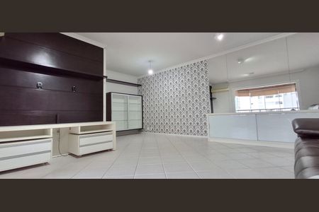 Apartamento para alugar com 132m², 4 quartos e 2 vagasSala