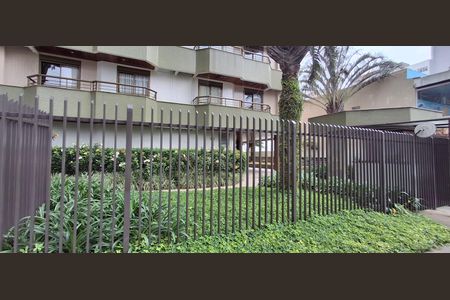 Apartamento para alugar com 132m², 4 quartos e 2 vagasFachada