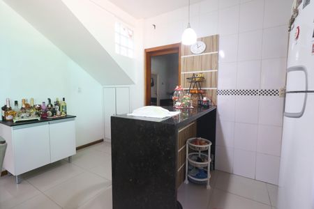 Casa para alugar com 242m², 4 quartos e 5 vagasCozinha