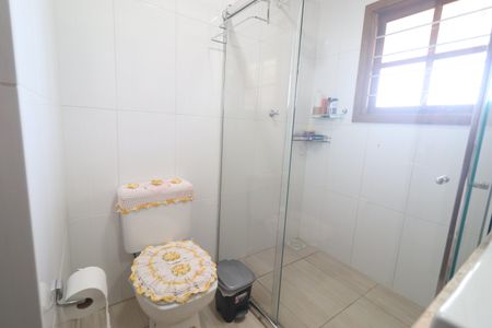 Casa para alugar com 242m², 4 quartos e 5 vagasBanheiro