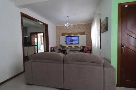 Casa para alugar com 242m², 4 quartos e 5 vagasSala