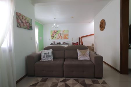 Casa para alugar com 242m², 4 quartos e 5 vagasSala