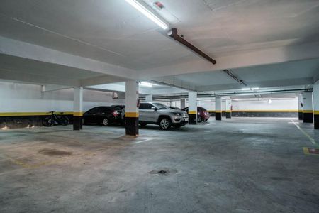 Garagem de apartamento para alugar com 2 quartos, 47m² em Parque Boturussu, São Paulo