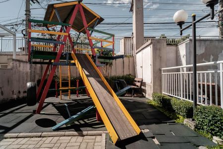 Apartamento para alugar com 47m², 2 quartos e 1 vaga Apartamento para alugar com 47m², 2 quartos e 1 vagaPlayground