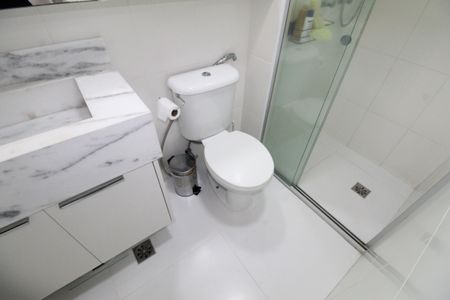 Apartamento para alugar com 74m², 2 quartos e 2 vagasBanheiro da Suíte