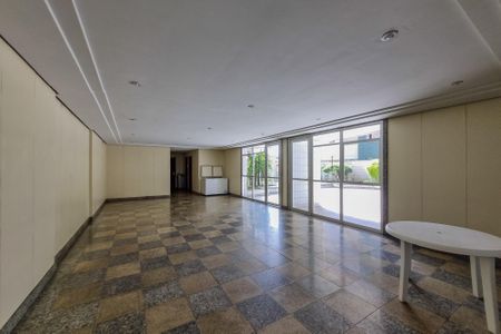 Apartamento à venda com 130m², 4 quartos e 2 vagasÁrea comum - Salão de festas