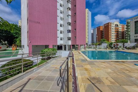 Apartamento à venda com 130m², 4 quartos e 2 vagasÁrea comum - Piscina