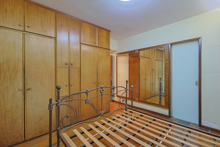 Apartamento à venda com 130m², 4 quartos e 2 vagasSuíte