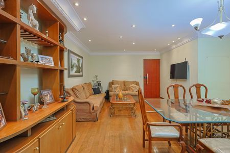 Apartamento à venda com 130m², 4 quartos e 2 vagasSala