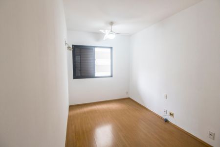 Apartamento para alugar com 68m², 2 quartos e 1 vagaQuarto 2
