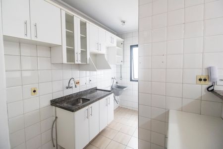Apartamento para alugar com 68m², 2 quartos e 1 vagaCozinha