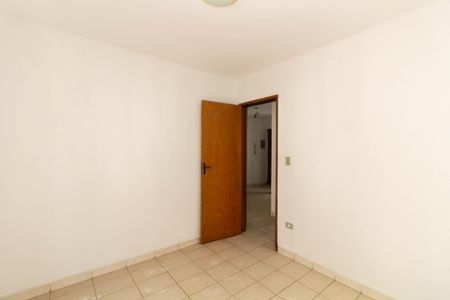 Quarto 1 de apartamento à venda com 2 quartos, 45m² em Vila Carmosina, São Paulo