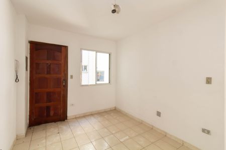 Sala de apartamento à venda com 2 quartos, 45m² em Vila Carmosina, São Paulo