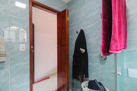 Casa à venda com 250m², 4 quartos e 5 vagas Casa à venda com 250m², 4 quartos e 5 vagasBanheiro da Suíte