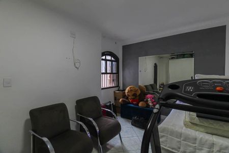 Casa à venda com 250m², 4 quartos e 5 vagas Casa à venda com 250m², 4 quartos e 5 vagasQuarto 1