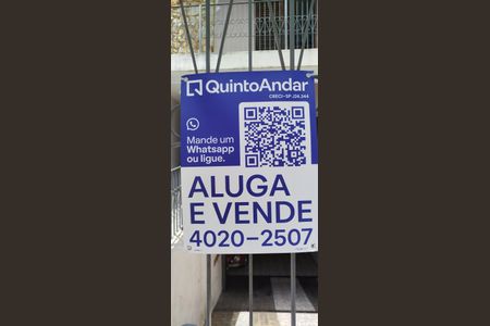 Casa à venda com 250m², 4 quartos e 5 vagas Casa à venda com 250m², 4 quartos e 5 vagasPlaca