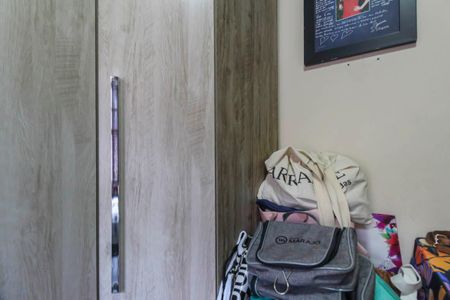 Casa à venda com 250m², 4 quartos e 5 vagas Casa à venda com 250m², 4 quartos e 5 vagasQuarto 2