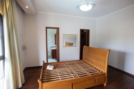 Casa para alugar com 444m², 4 quartos e 6 vagasQuarto Suíte 1